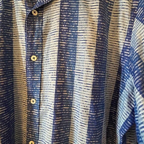 Bugatchi Blue Print Reverse Cuff Button Down Shirt sz M EUC - Picture 4 of 6
